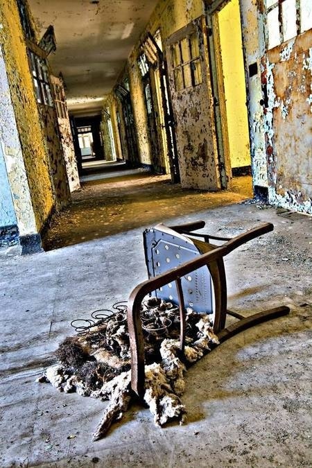Monuments To Failure #weathered #old #neglected #grunge