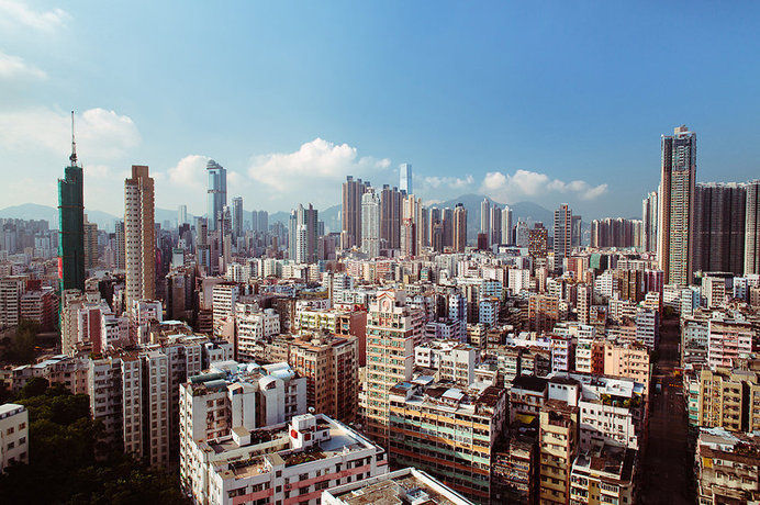 Kowloon © Daniel Ernst #photography #skyline #cityscape