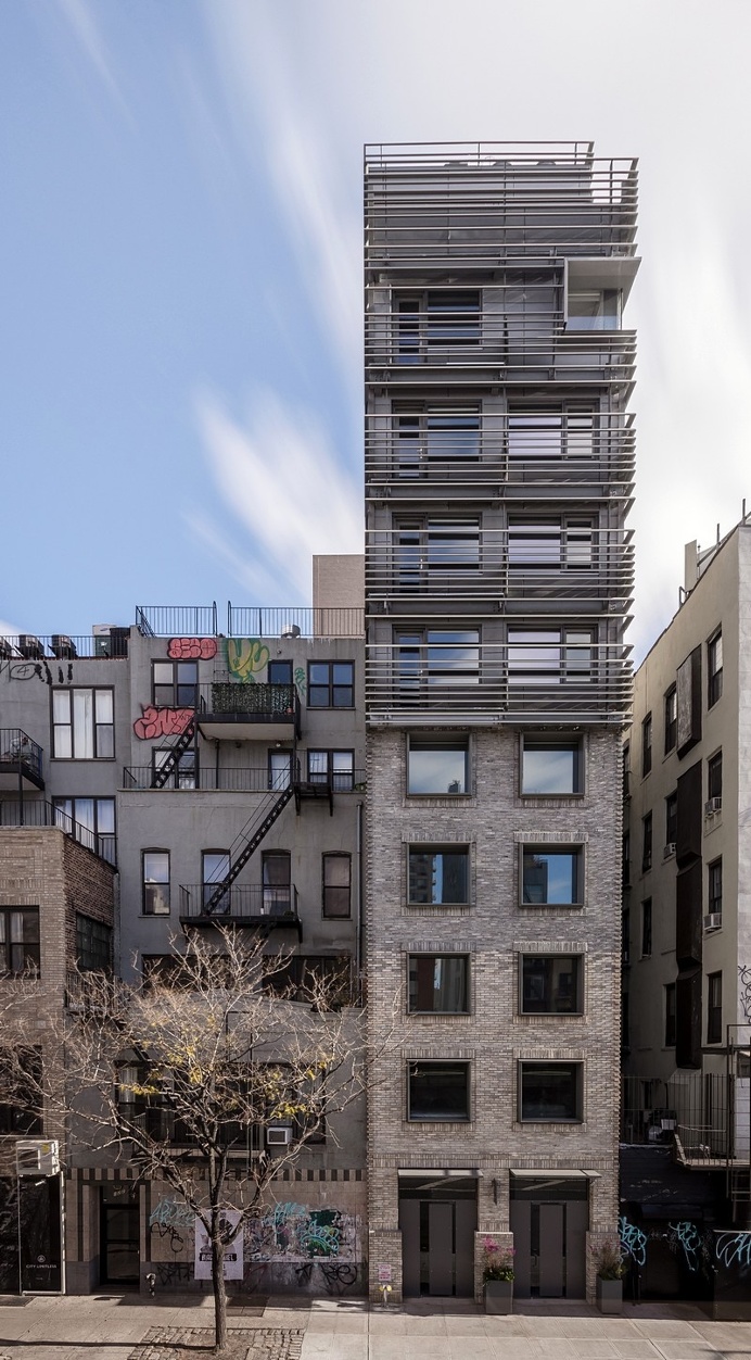 120 Allen Street in Manhattan / Grzywinski+Pons
