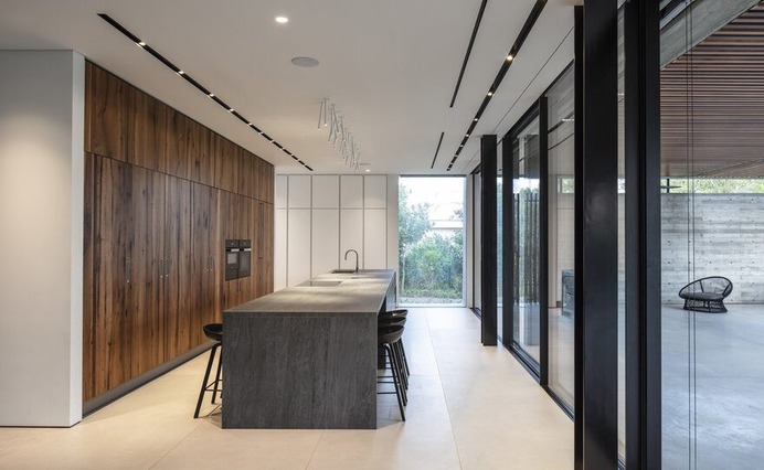 kitchen - Ecological House by Dan and Hila Israelevitz Architects