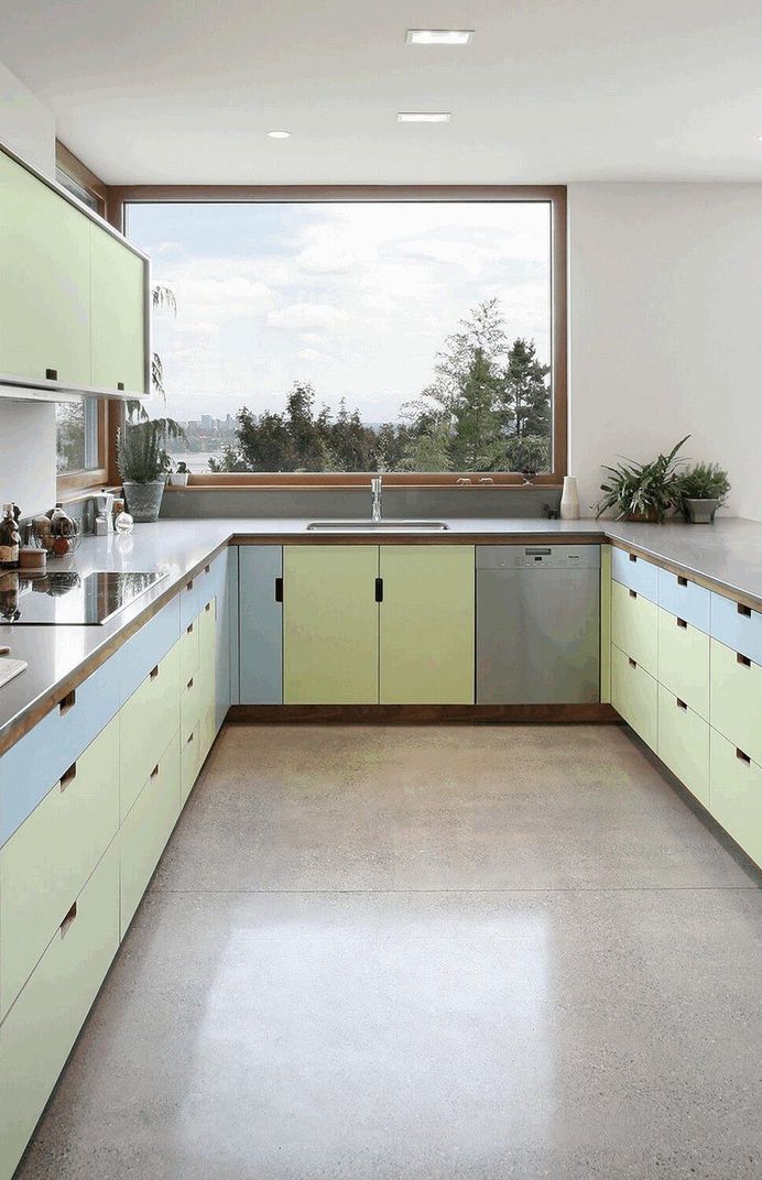 Energy Efficient Home Built on a Steep Slope Lot with Sweeping Views of Lake Washington 8