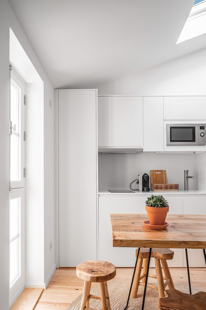 Loureiro House / Cláudia Ascenso and José Pedro Lima