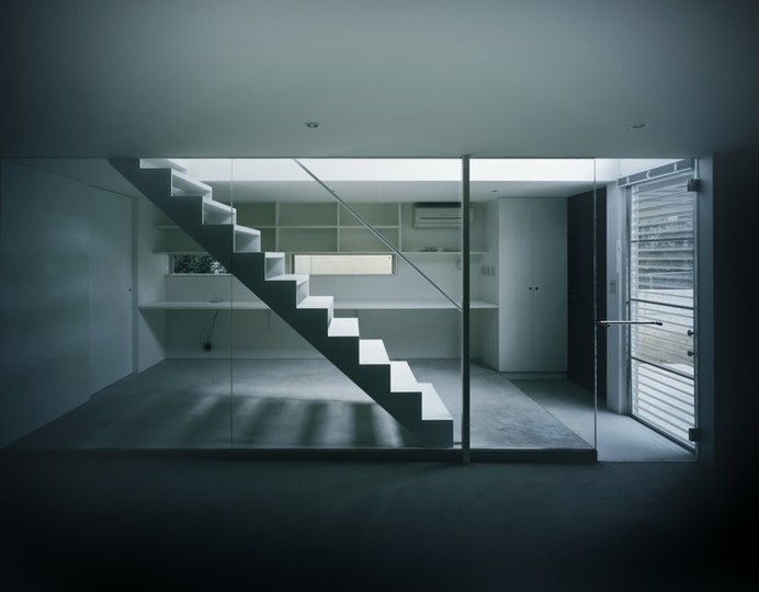 Industrial Designer House / Koji Tsutsui Architect & Associates #solid-void #white #interiors #architecture #houses