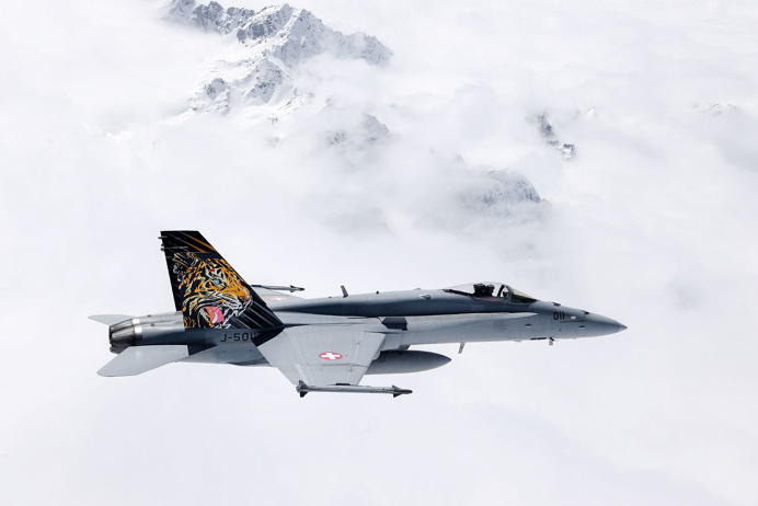 F/A-18 HORNET J-5011 on Behance