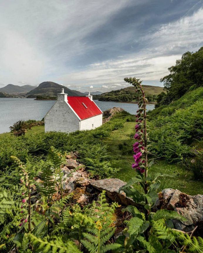 Beautiful Landscapes of Scotland by Johnny Stills