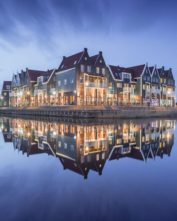 Spectacular Cityscape Photography by Tristan Lavender