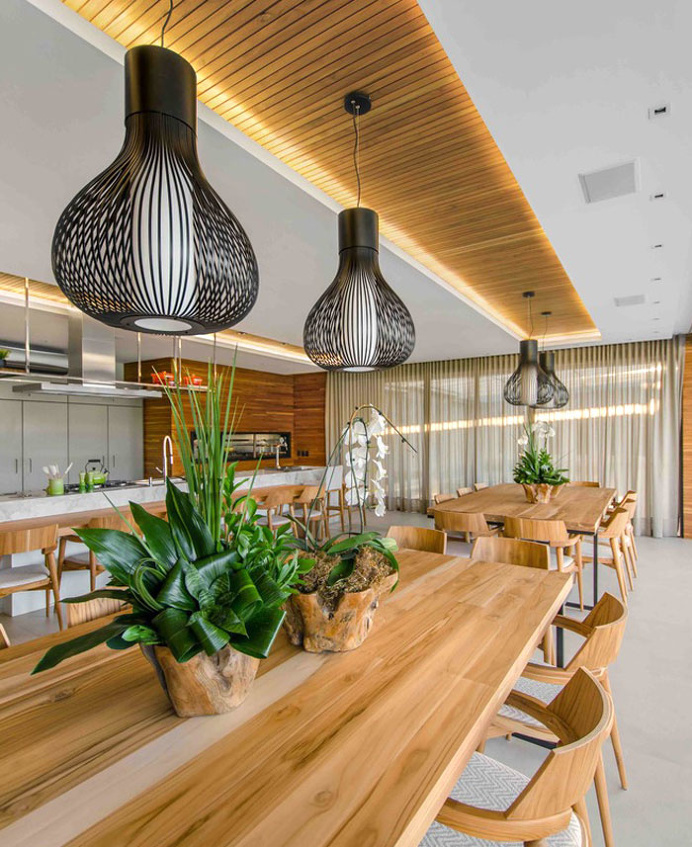 Luxury Family House in Brazil - InteriorZine #decor #interior #home