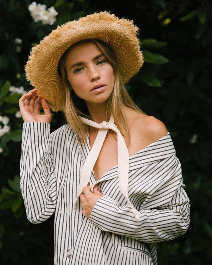 Marvelous Female Portrait Photography by Julia Linkogel