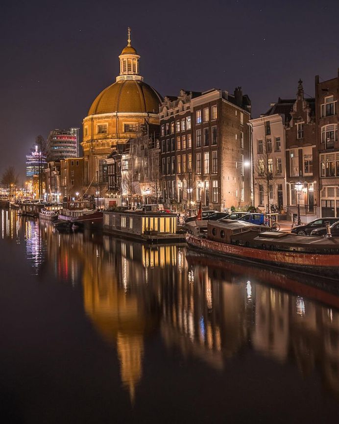 Spectacular Cityscape Photography by Tristan Lavender