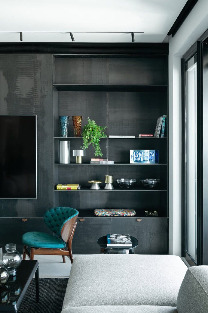 BC Apartment in Tel Aviv / Studio Oshir Asaban