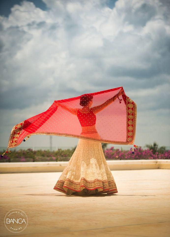 Bridal Photoshoot Poses Ideas 2020