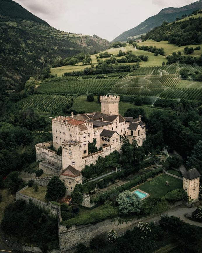 Outstanding Landscape and Adventure Photography by Giulio Groebert