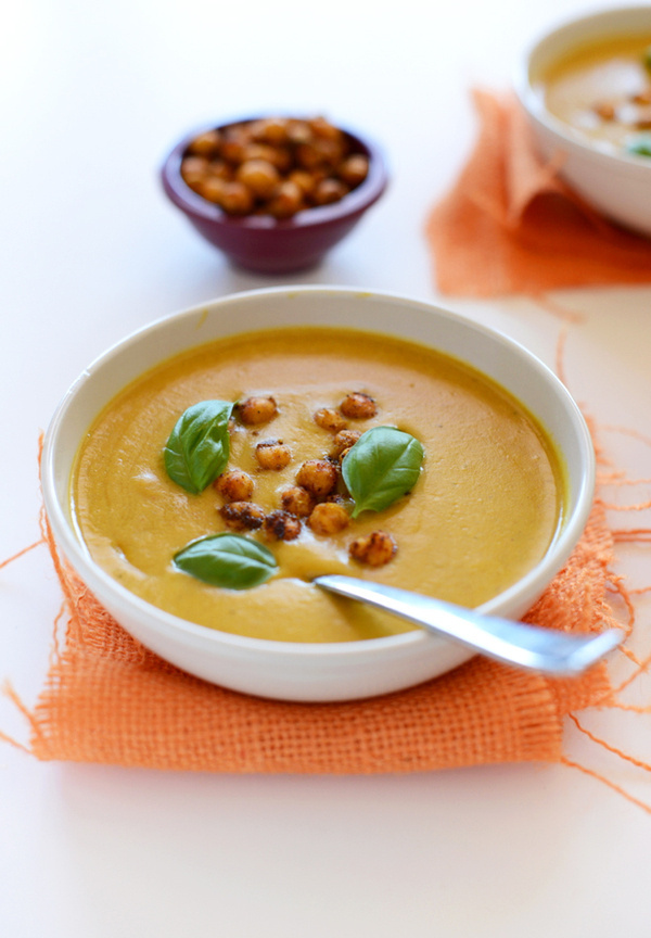 Sweet Potato Coconut Curry Soup with Spicy Baked Chickpeas #food