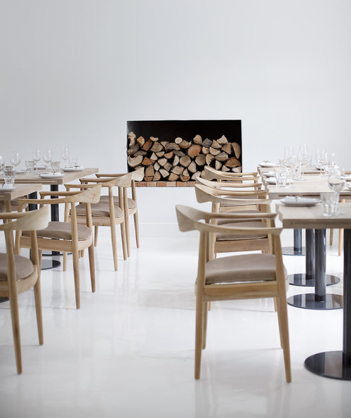 CJWHO ™ (A Cheeky Little White) #white #africa #design #interiors #dinning #south #photography