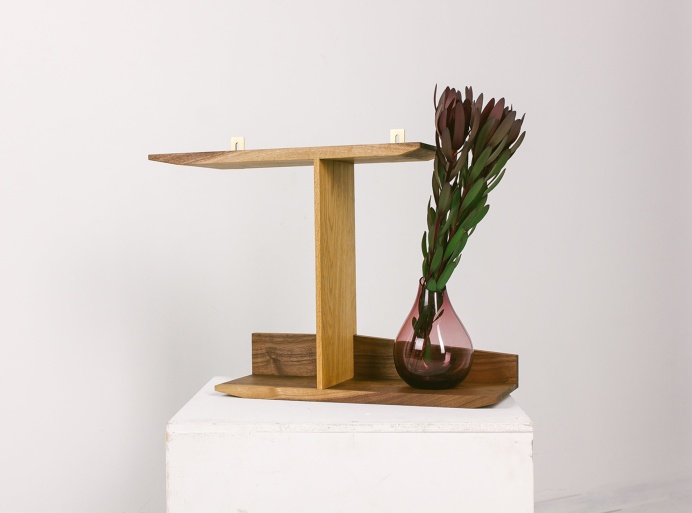 Shelf Little Sailer Fly Massive Millworks #shelf #book #flowers #interior #furniture #design #fly #massive #millworks #wood #woodworking