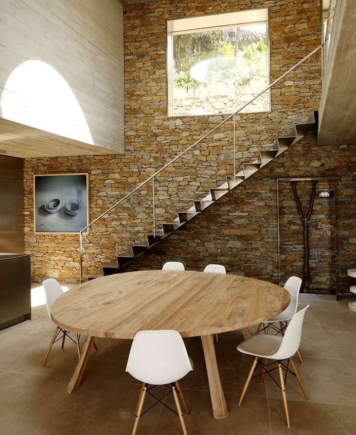 Modernist Brutalism of the Row Concrete at Maison Le Cap - #diningroom#table,#chairs,#interior,#decor