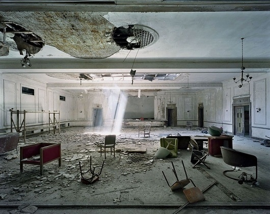 slyAPARTMENT #detroit #photography #debris