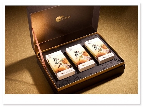 YZX BIOTEC PRODUCT. package - Advision Design #print #graphic #package