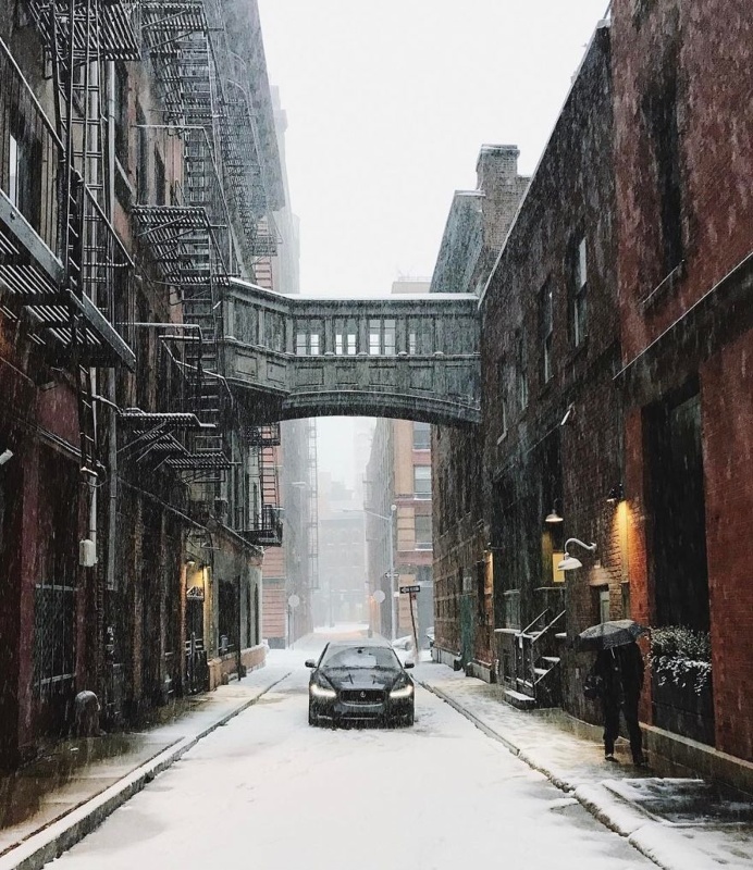 Stunning Architecture Instagrams by Tamara Peterson