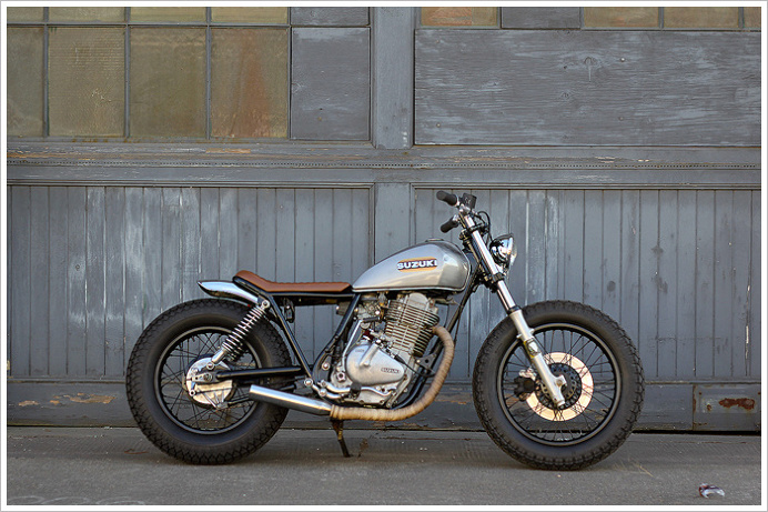 1980 Suzuki GN400 – Holiday Customs