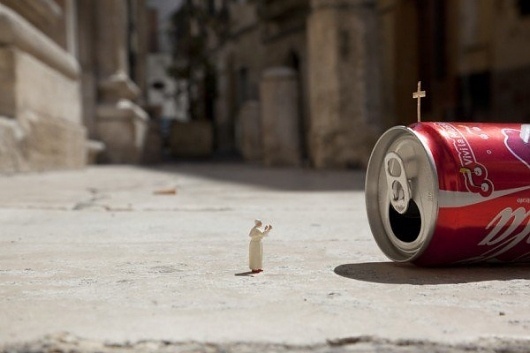 the cool hunter's Photos - SMART ART #coke #church #mini