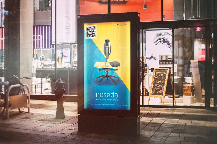 Outdoor City Light Ad - Free Mockup Template on deeezy.com - #mockup #graphic #template #photoshop #free