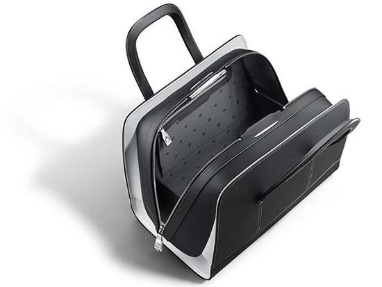 Rolls-Royce's New Luxury Luggage Set Costs More Than A New Car (or two) #RollsRoyce #Luxury #Wraith #Luggage