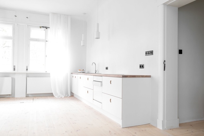 Kitchen. House from the 20's by Jacek Kolasiński. Photo by Karolina Bąk. #jacekkolasinski #interiordesign #kitchen