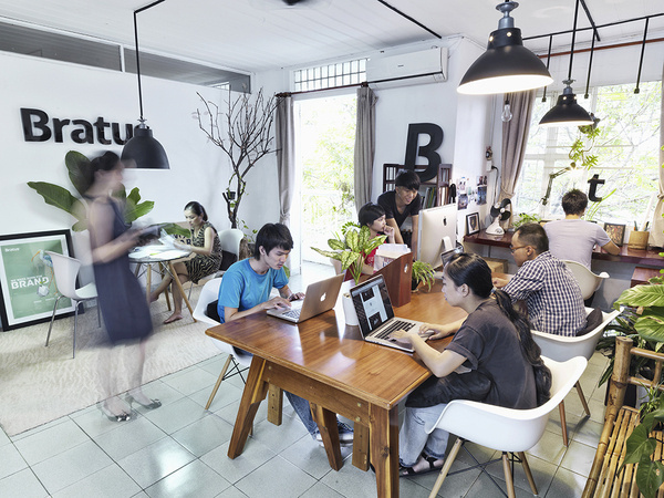 Bratus #vietnam #green #agency #office #place #space #studio #work