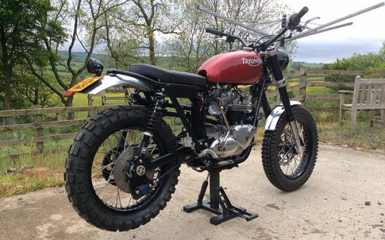Triumph 1978 T140V Scrambler by Steven Rosbson #moto #scrambler