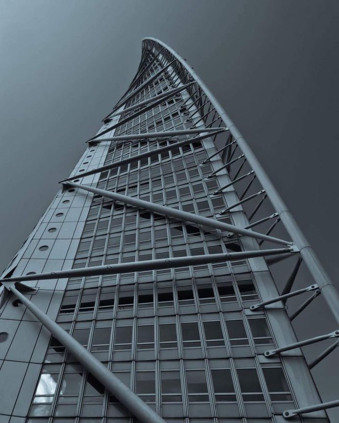 Creative and Minimalist Architectural Landmarks by Allan Mena