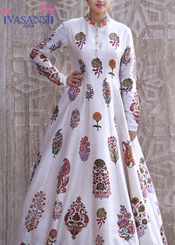 Vasansi White Raw Silk Gown