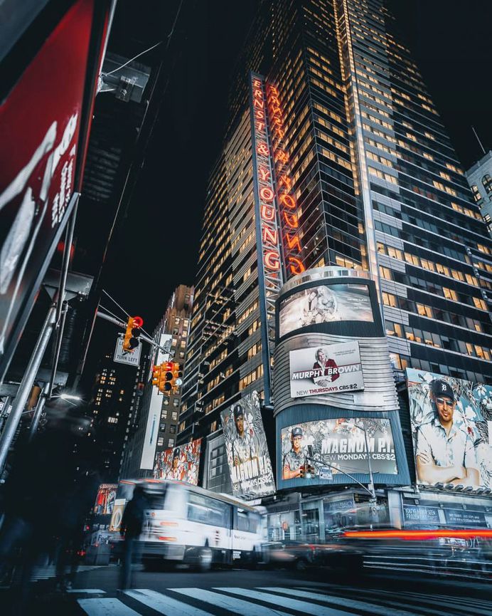 Incredible Street Photos of New York by Arles Villatoro