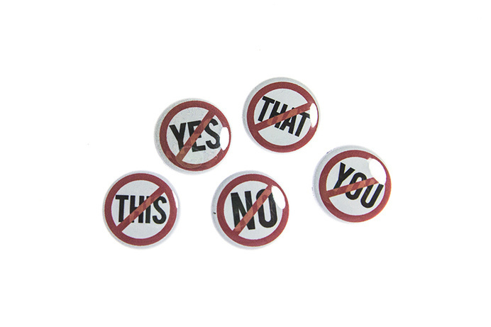 Image of Anti pin set #buttons #pins