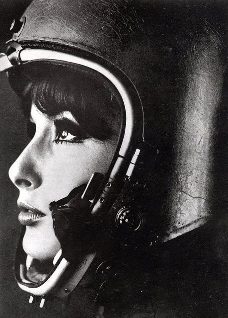 CAFE' RACER CULTURE: Helmets #woman #photo #helmet #retro #portrait
