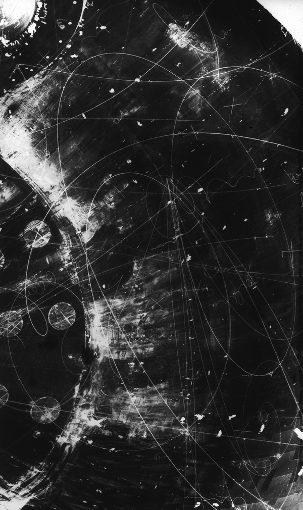 NASA (scanzen: Particle Tracks On Film from the...) #space