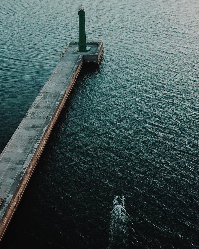 - Sail to sea . . . . . . . . . . . #高雄 #amazingtaiwan #illgrammers #way2ill #beautifuldestinations #写真好きな人と繋がりたい #createexplore #dji #dronephotography #createcommune #amazingkaohsiung #dronestagram #iseetaiwan #createexploretakeover #fatalframes #dronedaily #citykillerz #djimavicpro #moodygrams #exclusive_shots #artofvisuals #weekly_feature #agameoftones #citykillers #thecreatorclass #visualoflife #screen_archive #droneoftheday #spicollective #dronedesire by @nk_t__
