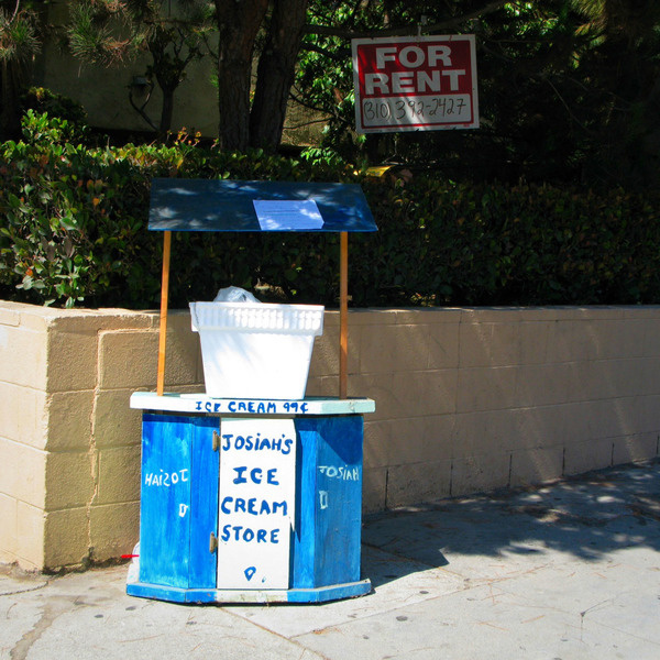 Stand Venice Beach #tumblr #los #house #photographie #stand #icecream #picture #color #cali #rent #landscape #venice #audreyevrard #polacolor #colorful #for #californie #angeles #beach #california