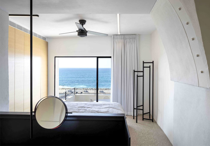Modern Cave Dwelling in Old Jaffa District - InteriorZine