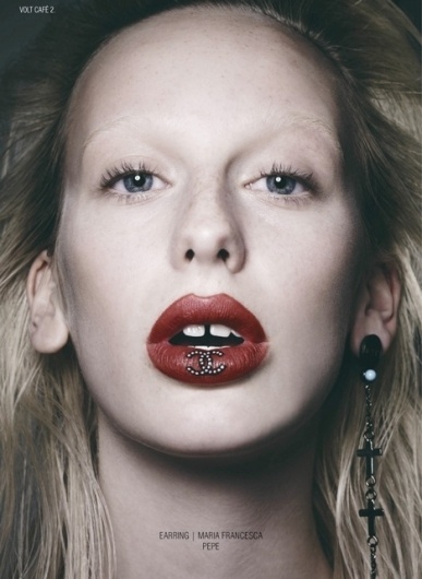 Après Tatouage | Volt Café | by Volt Magazine #tattoo #fashion #layout #editorial #beauty