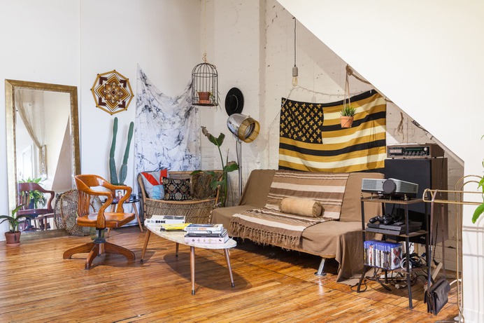 A Bohemian Montreal Loft of Two French Designers: gallery image 14