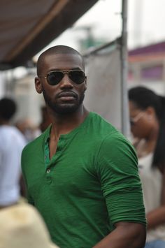 Add another henley to the collection....loving this colour so much!