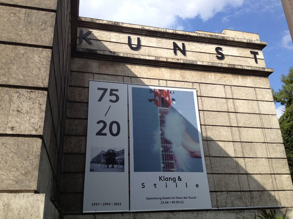 Haus der Kunst facade #graphic design #identity