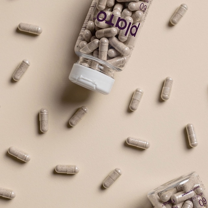 Plato - Mindsparkle Mag Plato is a daily herbal nootropic that can improve your memory, help you focus, and reduce symptoms of stress. Plato's identity and website were designed and realised with huge amounts of love by a huge team of creatives around the world. #logo #packaging #identity #branding #design #color #photography #graphic #design #gallery #blog #project #mindsparkle #mag #beautiful #portfolio #designer