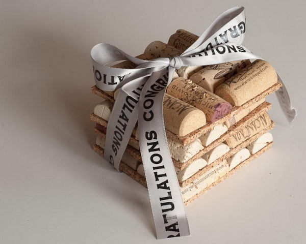 Homemade Wine Cork Crafts #cork #diy #wine