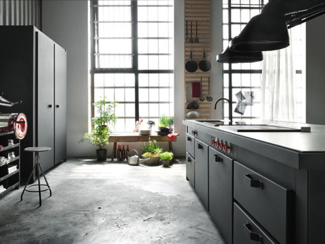 MinàKitchen — Minacciolo #interior #concrete #modern #design #black #kitchen #architecture