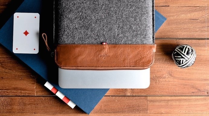 Fit Macbook Pro Retina Sleeve #tech #flow #gadget #gift #ideas #cool