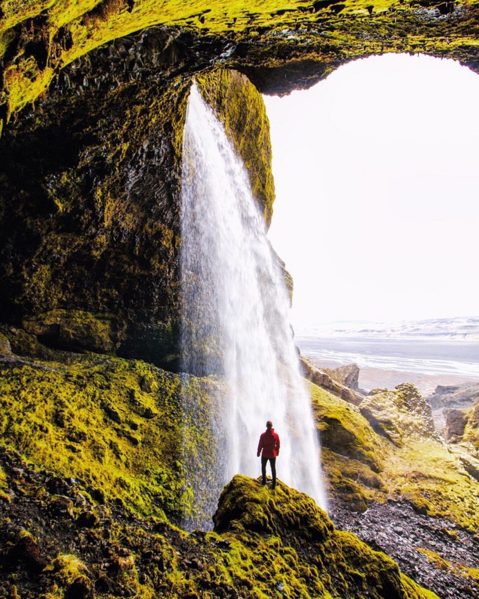 Outstanding Landscapes of Iceland by Hörður Kristleifsson