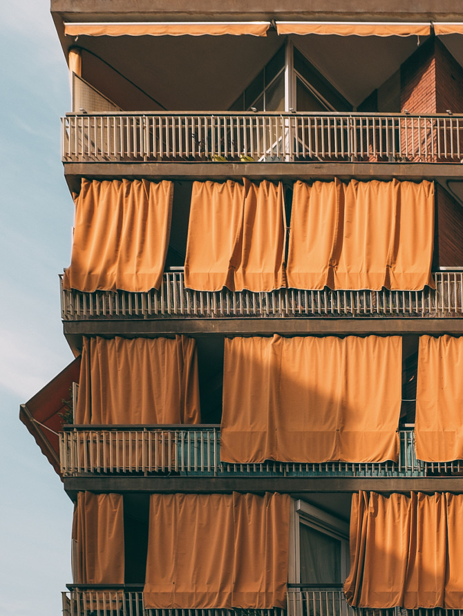 #orange #photography #repetition #balconies #barcelona