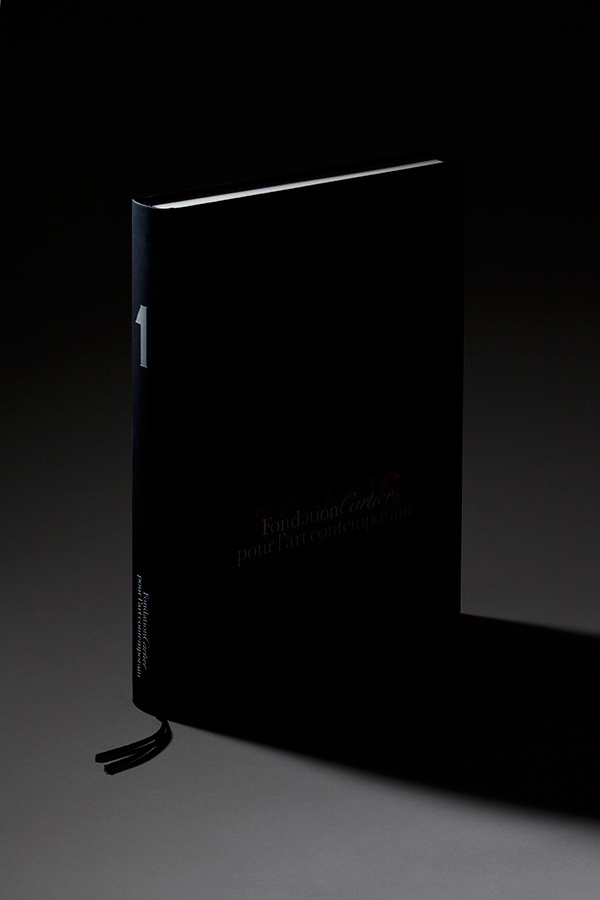 Noire #noire #shade #documentation #book #cover #photography #shadow